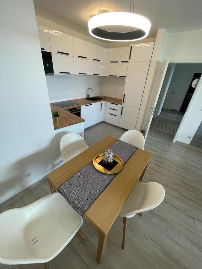 Apartamento Penthouse Young #Freeparking Budapest Exterior foto
